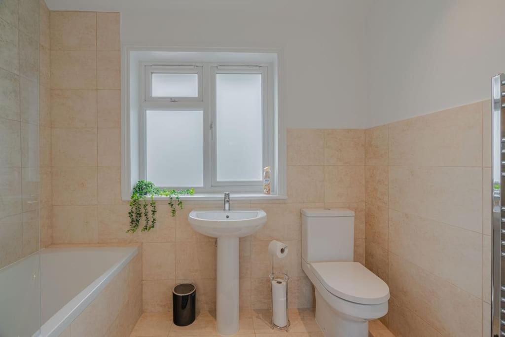 Putney Haven 3Bd 2 Bath Sleeps 8 Apartment London Exterior photo