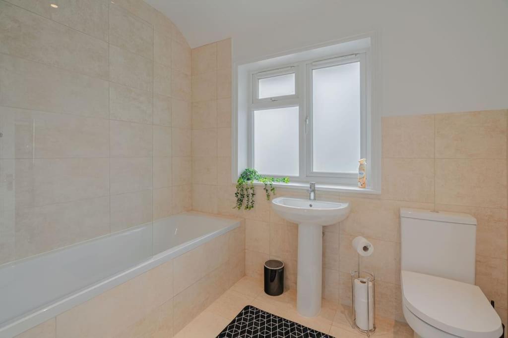 Putney Haven 3Bd 2 Bath Sleeps 8 Apartment London Exterior photo