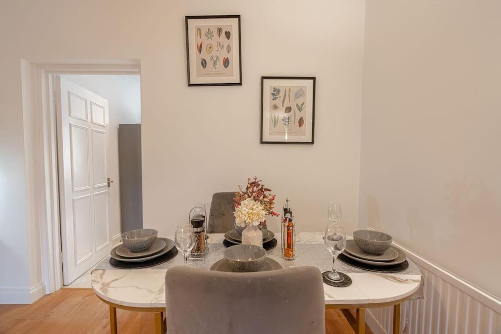 Putney Haven 3Bd 2 Bath Sleeps 8 Apartment London Exterior photo